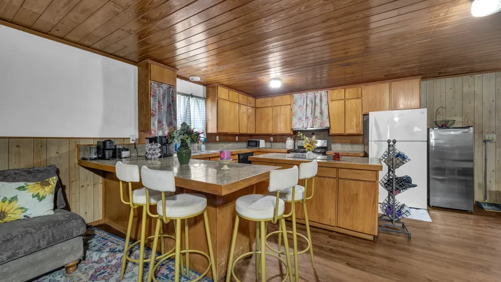 2334 Bosley Road Santo, TX 76472