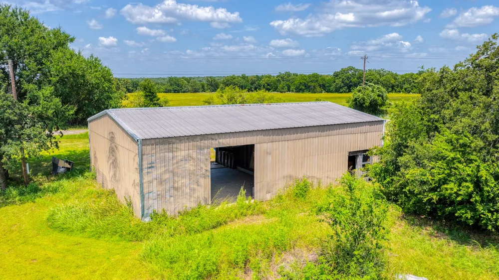 2334 Bosley Road Santo, TX 76472