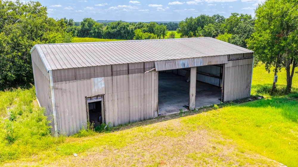 2334 Bosley Road Santo, TX 76472