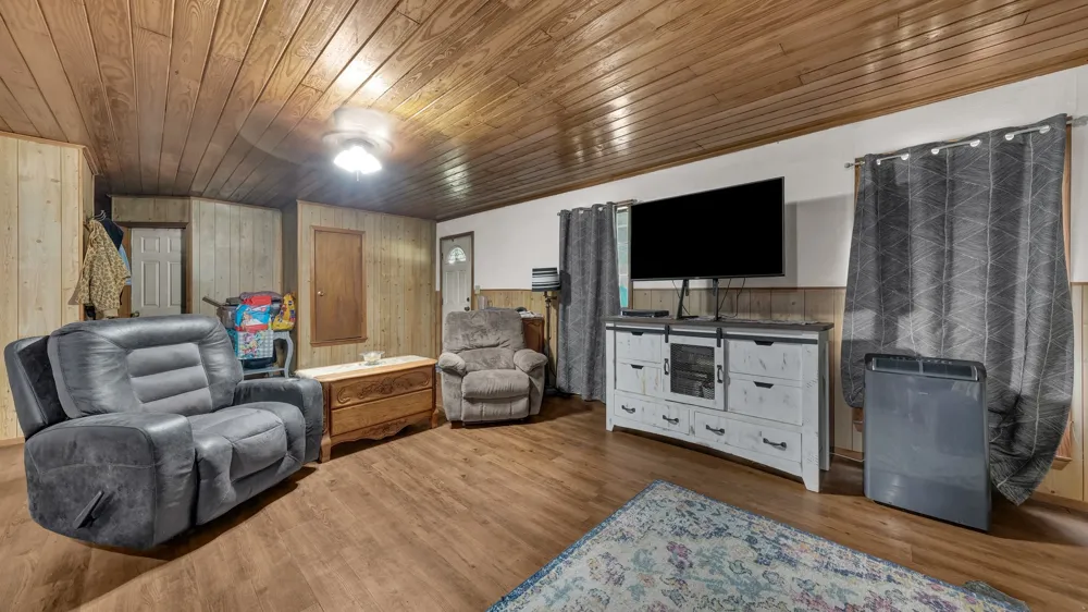 2334 Bosley Road Santo, TX 76472