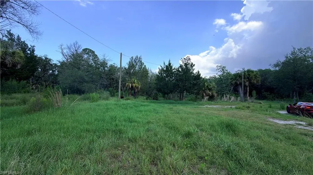 7675 Avenue Hudson, FL 34667
