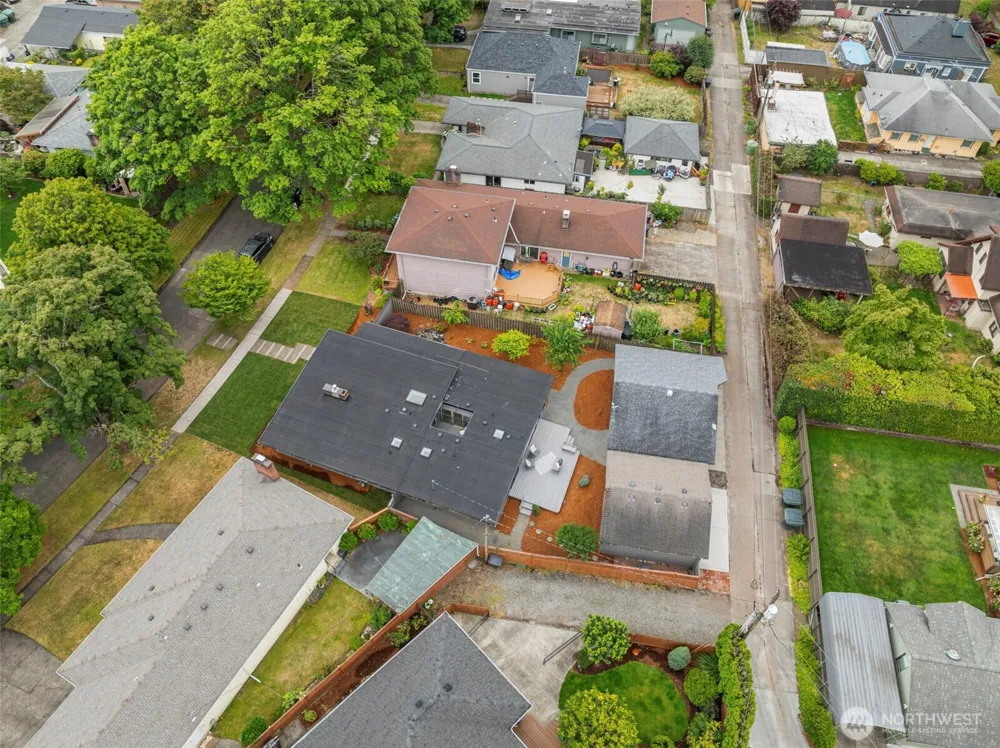1745 23rd Avenue Longview, WA 98632