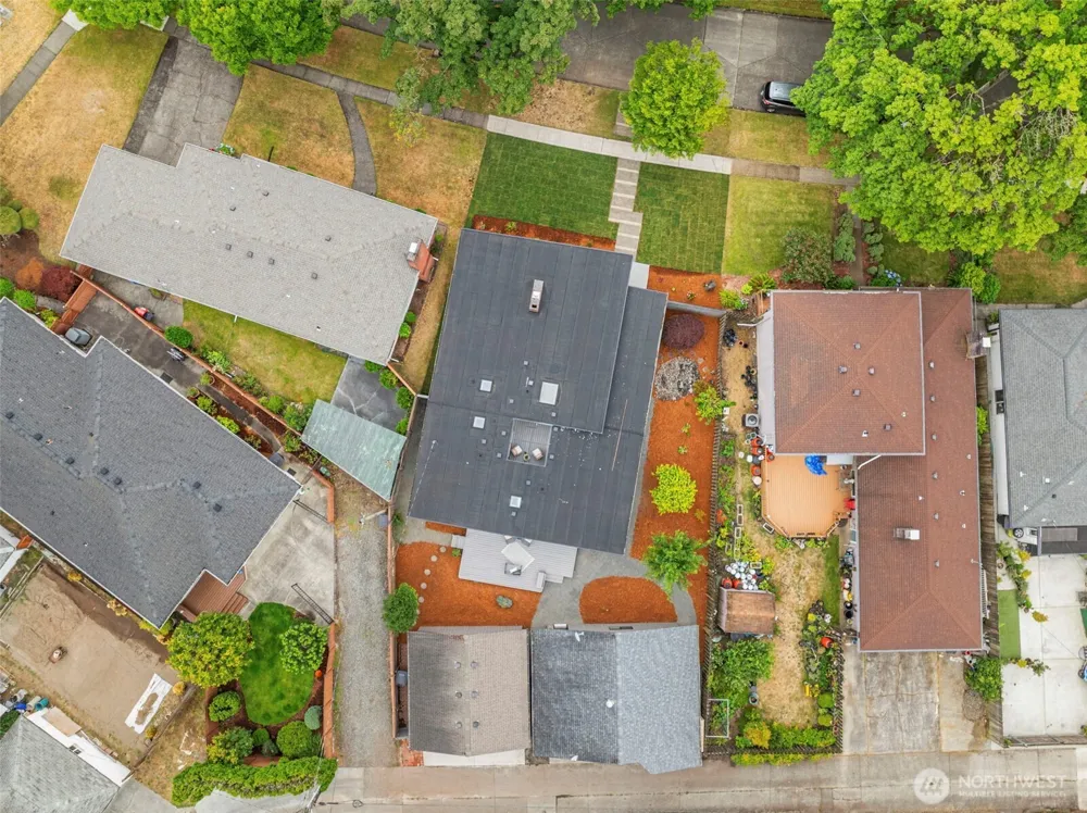 1745 23rd Avenue Longview, WA 98632