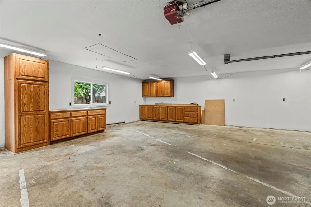 1745 23rd Avenue Longview, WA 98632