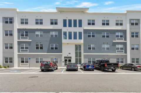 1230 SOUTHSTATION PLACE #104