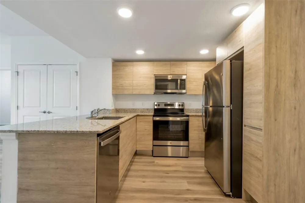 1230 SOUTHSTATION PLACE #104 Orlando, FL 32809