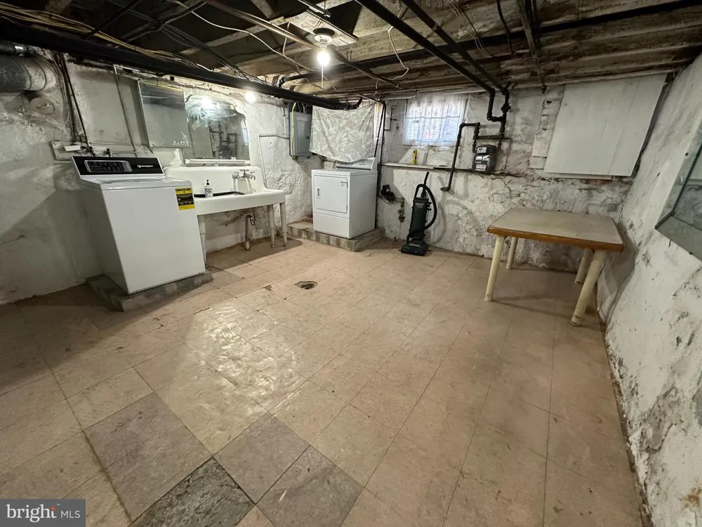 1505 MORRIS STREET Philadelphia, PA 19145