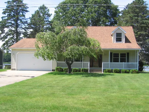 1529 Betty Avenue