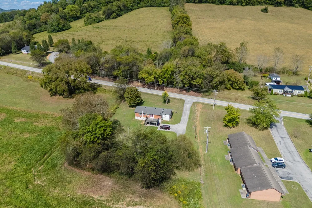 455 Jennings Creek Hwy Gainesboro, TN 38562