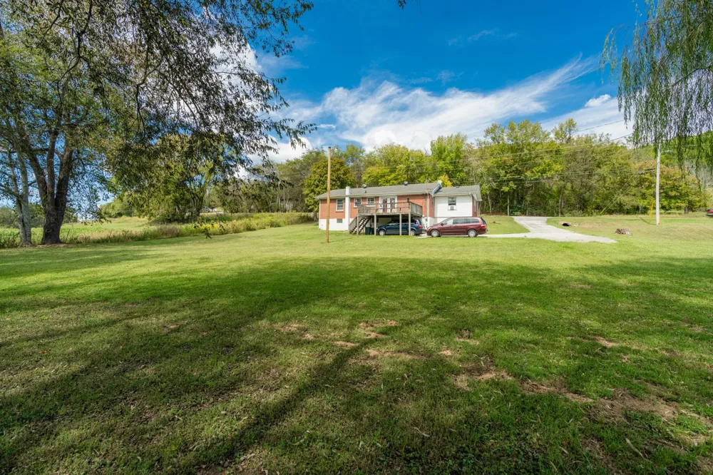 455 Jennings Creek Hwy Gainesboro, TN 38562