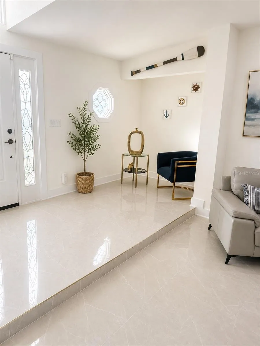 452 BATH CLUB BOULEVARD North Redington Beach, FL 33708