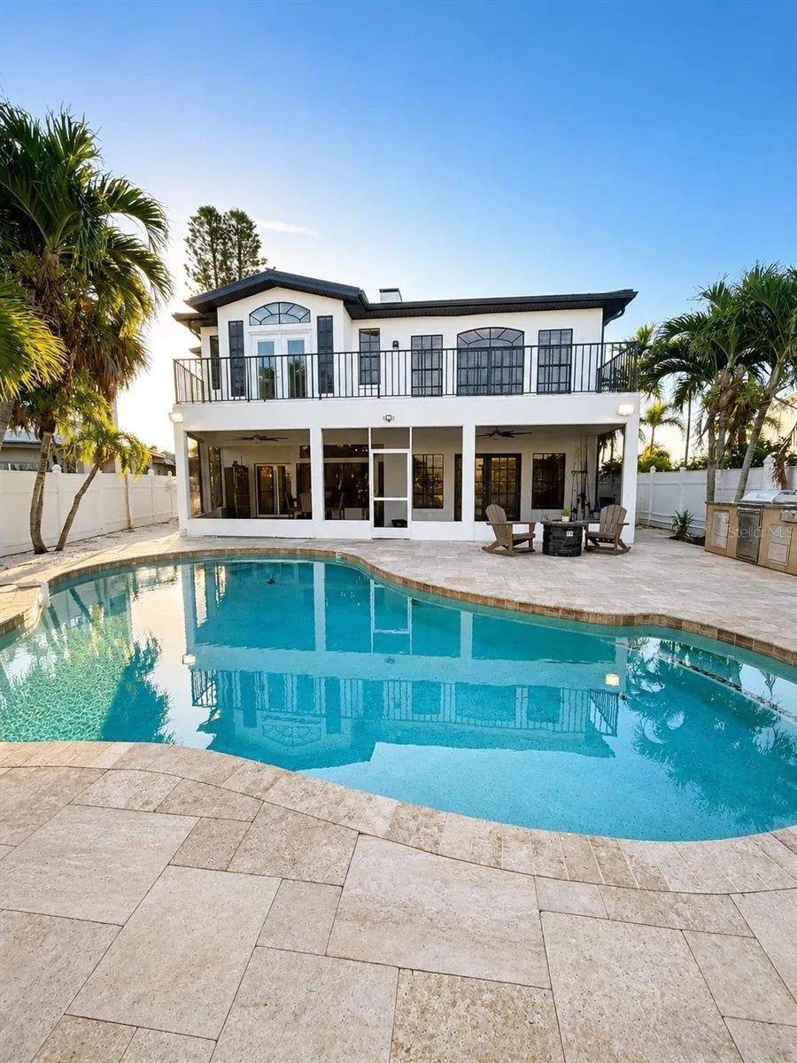 452 BATH CLUB BOULEVARD North Redington Beach, FL 33708