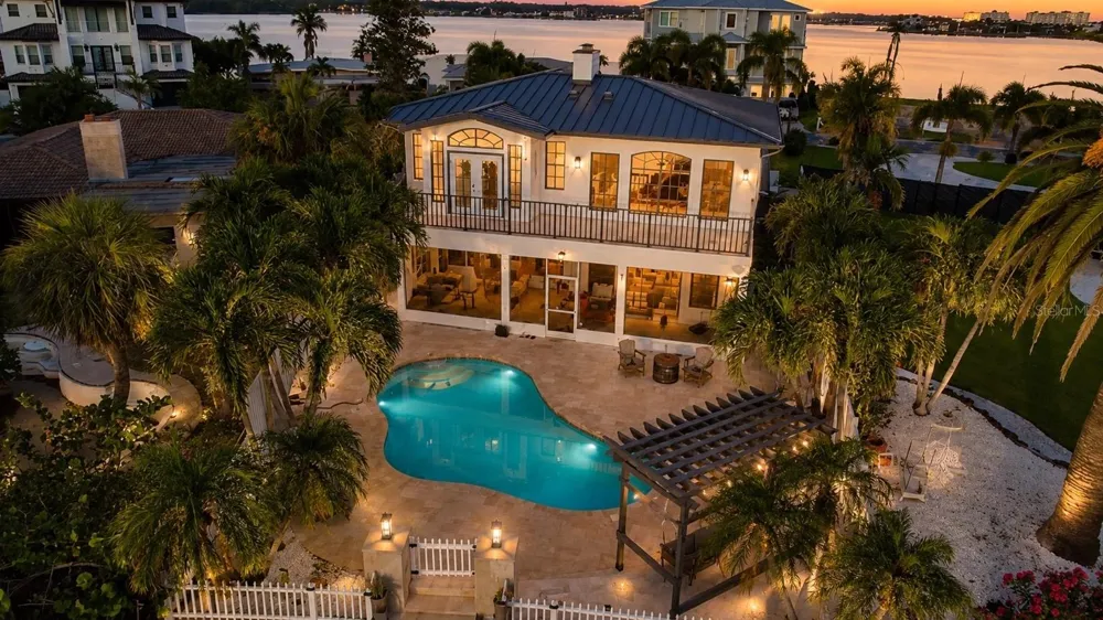 452 BATH CLUB BOULEVARD North Redington Beach, FL 33708
