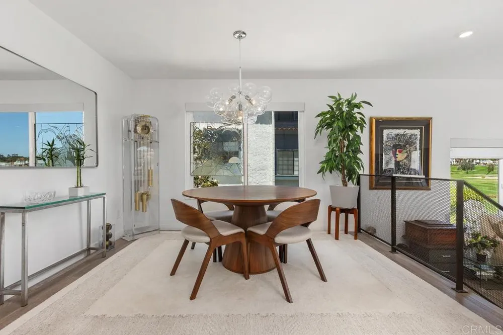 2326 La Costa Avenue #A Carlsbad, CA 92009