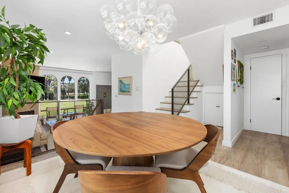 2326 La Costa Avenue #A Carlsbad, CA 92009
