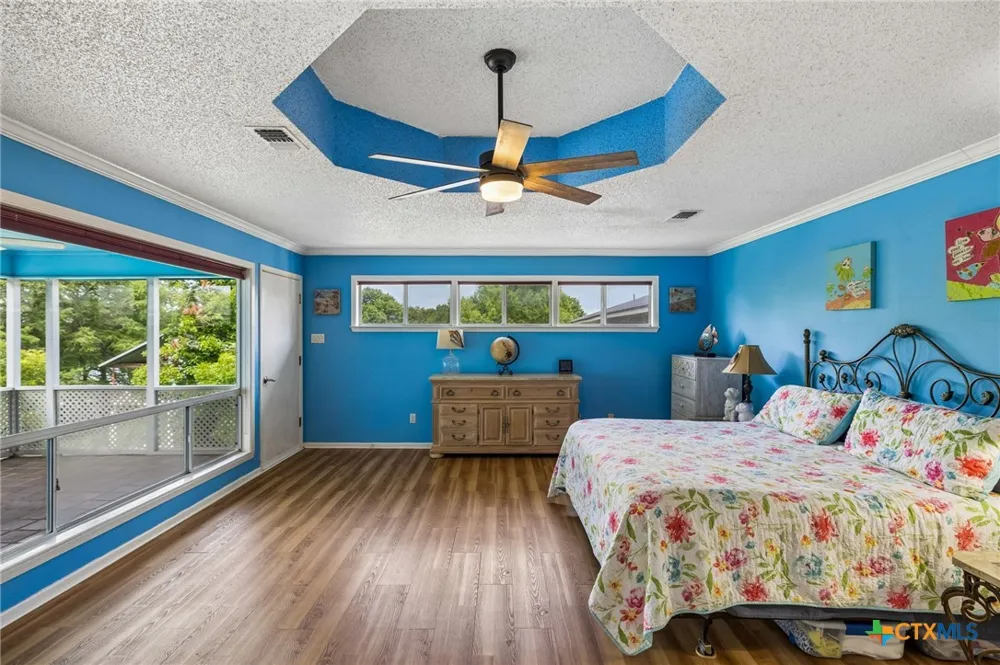 160 Lakeside Drive Seguin, TX 78155