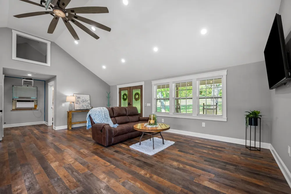 10257 Barlow Ln Lascassas, TN 37085