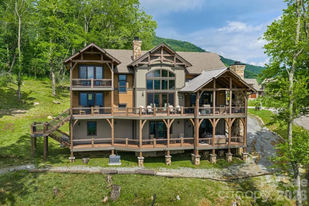 6 Valley Watch Court Banner Elk, NC 28604