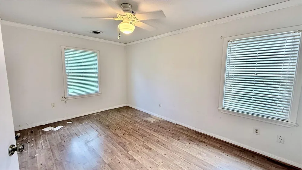 321 20th Avenue Texas City, TX 77590