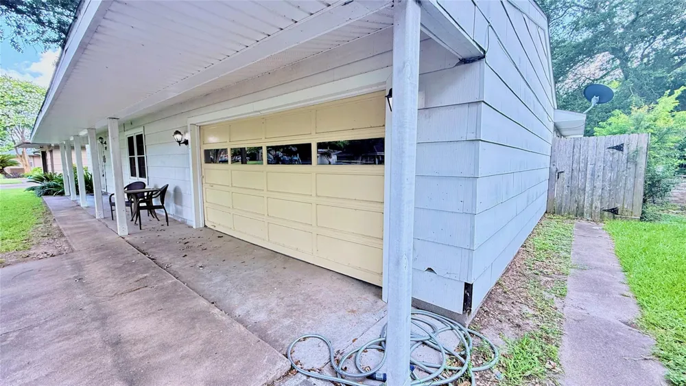 321 20th Avenue Texas City, TX 77590