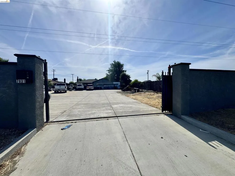 7031 Power Inn Rd Sacramento, CA 95828