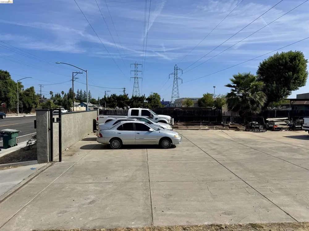 7031 Power Inn Rd Sacramento, CA 95828