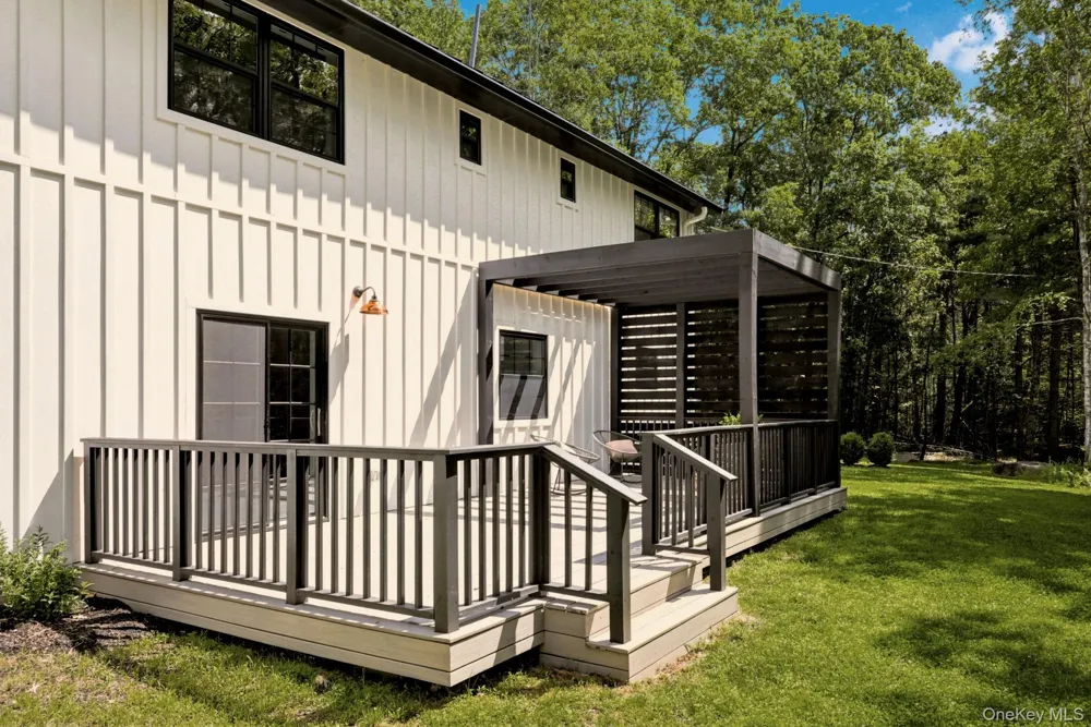 640 Acorn Hill Road Olivebridge, NY 12461