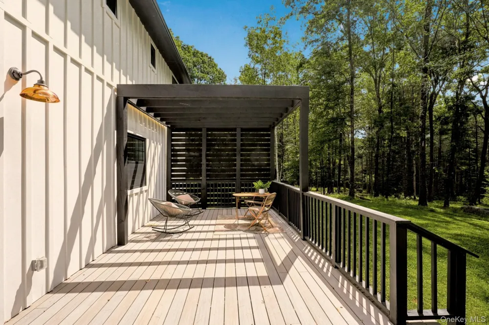 640 Acorn Hill Road Olivebridge, NY 12461