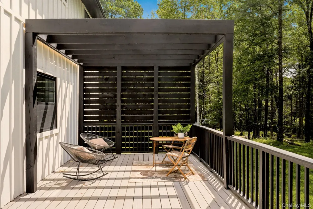 640 Acorn Hill Road Olivebridge, NY 12461