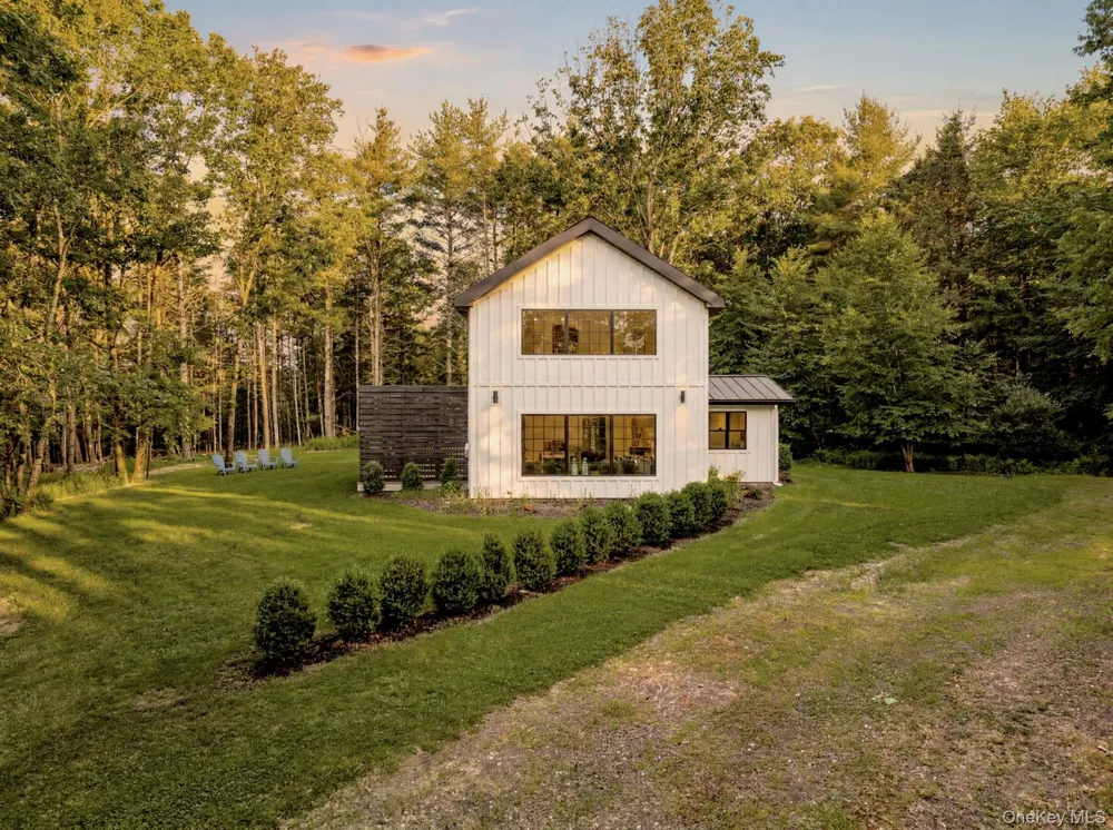640 Acorn Hill Road Olivebridge, NY 12461