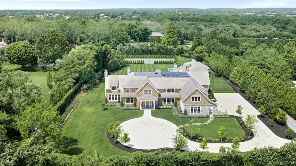 120 Halsey Lane Bridgehampton, NY 11932