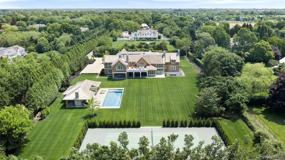 120 Halsey Lane Bridgehampton, NY 11932