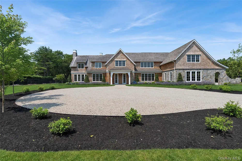 120 Halsey Lane Bridgehampton, NY 11932