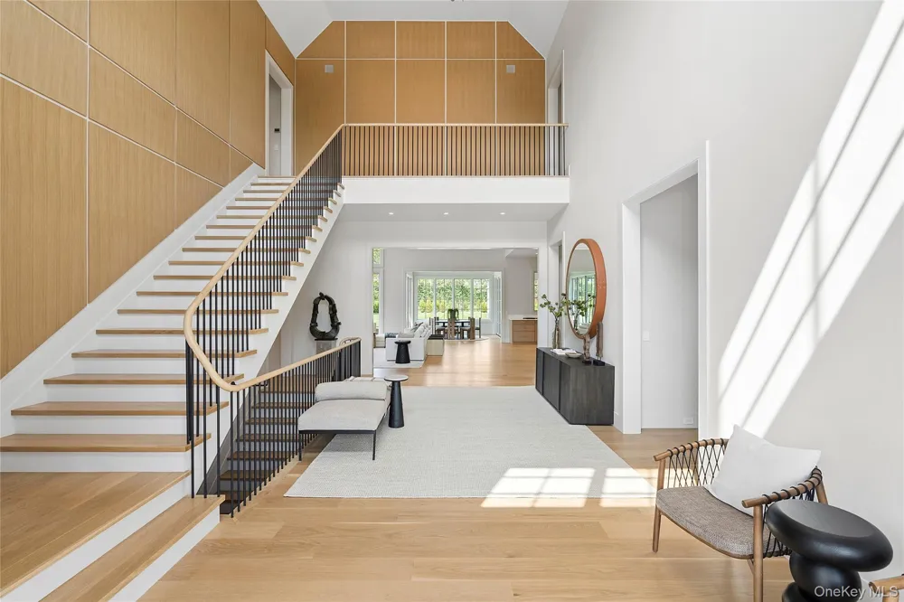 120 Halsey Lane Bridgehampton, NY 11932