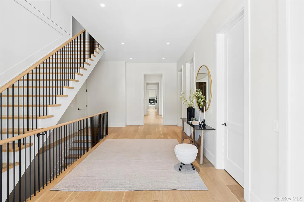 120 Halsey Lane Bridgehampton, NY 11932