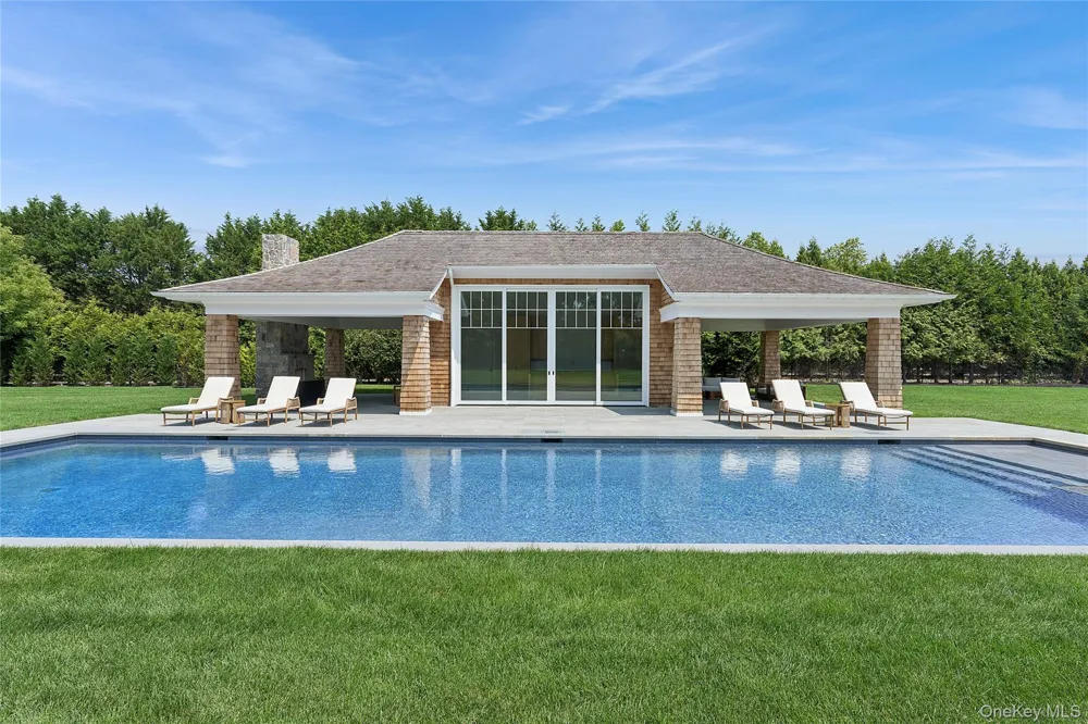 120 Halsey Lane Bridgehampton, NY 11932