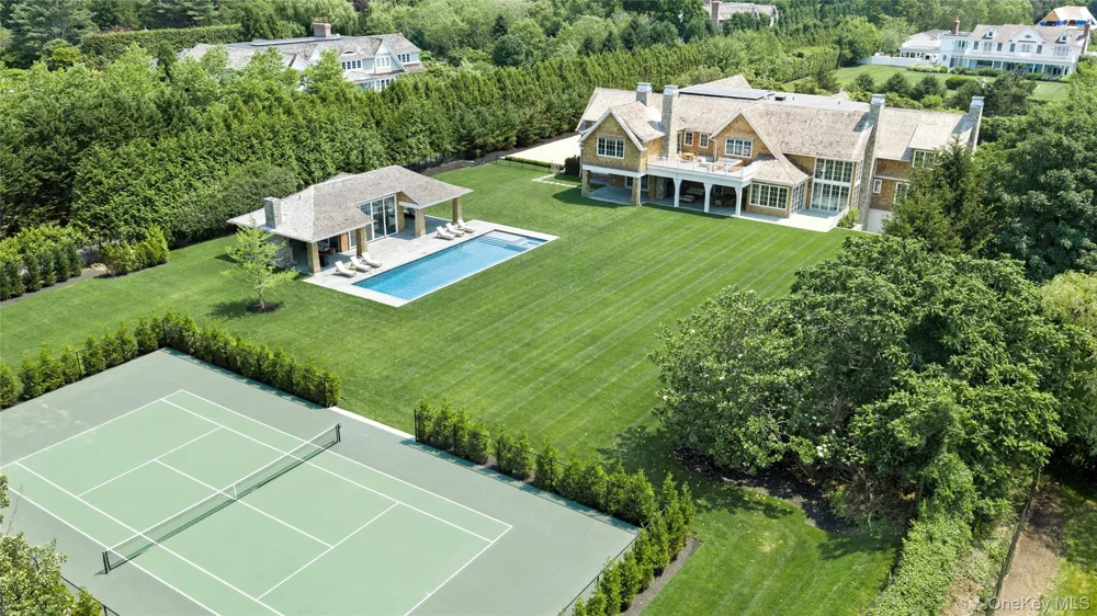 120 Halsey Lane Bridgehampton, NY 11932