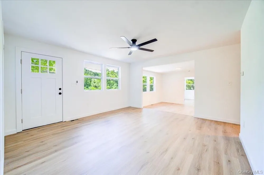 452 Vineyard Avenue Highland, NY 12528