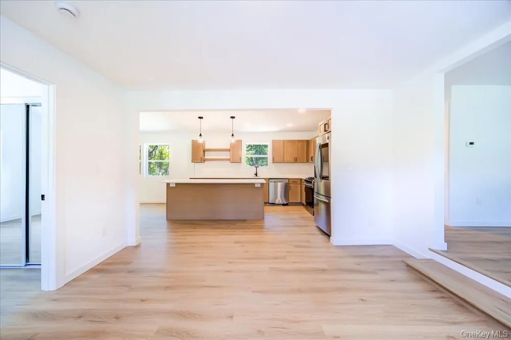 452 Vineyard Avenue Highland, NY 12528