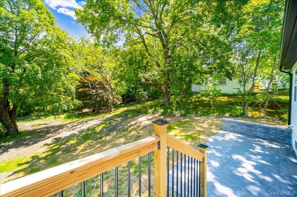 452 Vineyard Avenue Highland, NY 12528