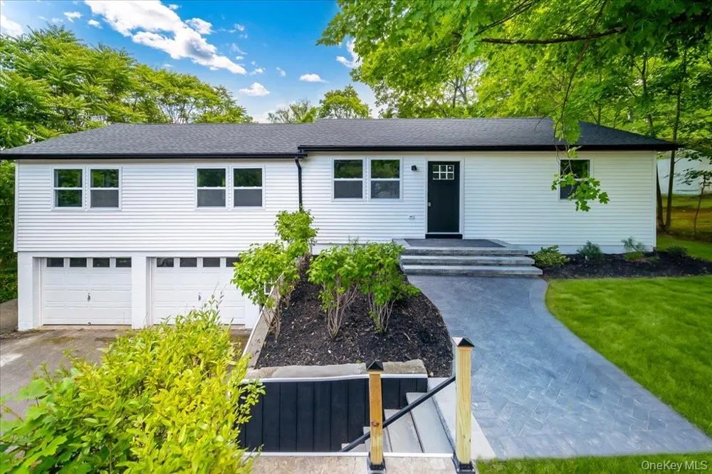 452 Vineyard Avenue Highland, NY 12528