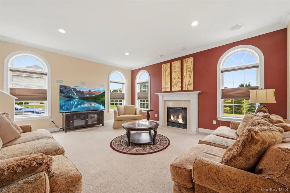 11 Hopeview Court Newburgh, NY 12550