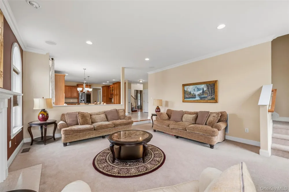 11 Hopeview Court Newburgh, NY 12550