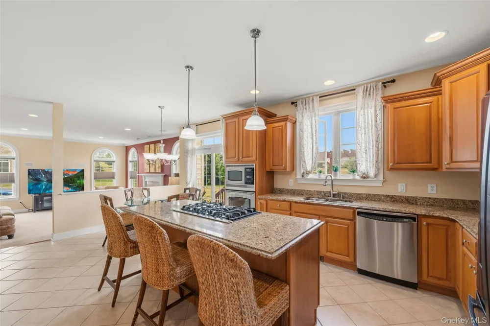 11 Hopeview Court Newburgh, NY 12550