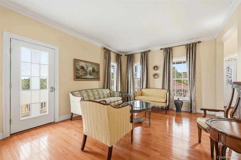 11 Hopeview Court Newburgh, NY 12550