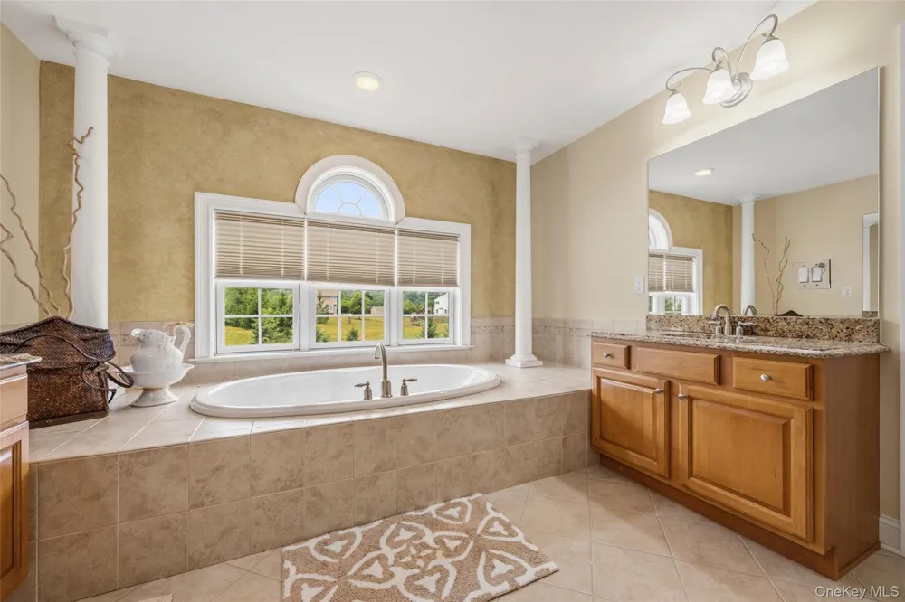 11 Hopeview Court Newburgh, NY 12550