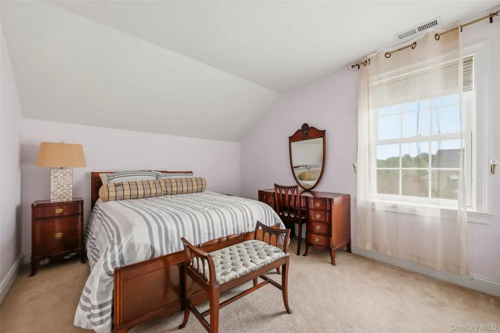 11 Hopeview Court Newburgh, NY 12550