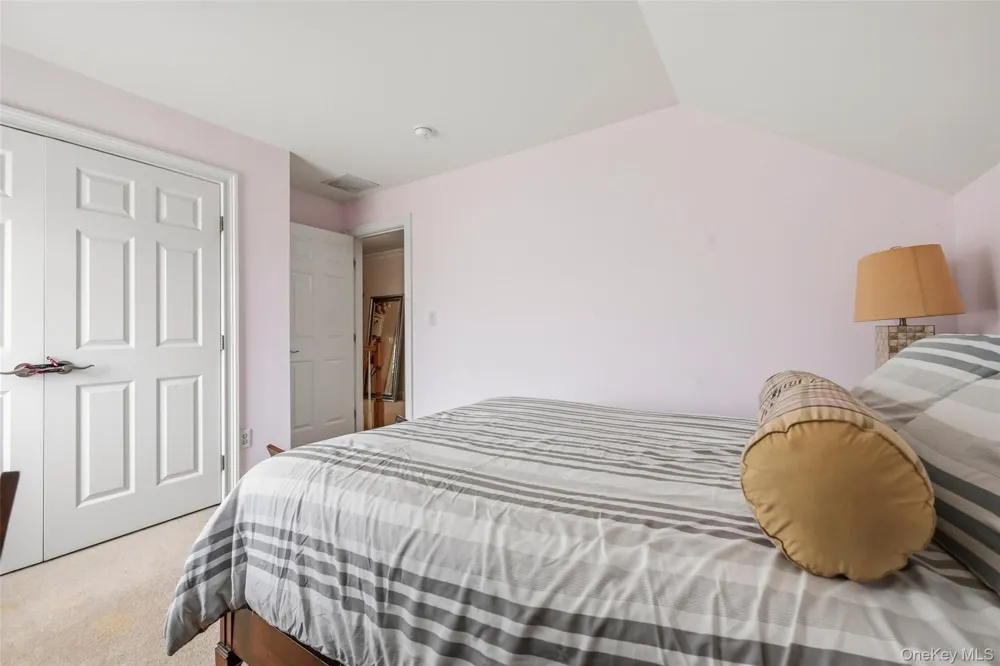 11 Hopeview Court Newburgh, NY 12550