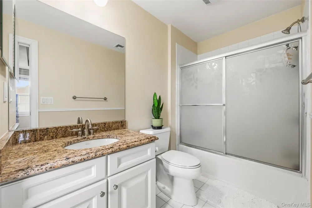 11 Hopeview Court Newburgh, NY 12550