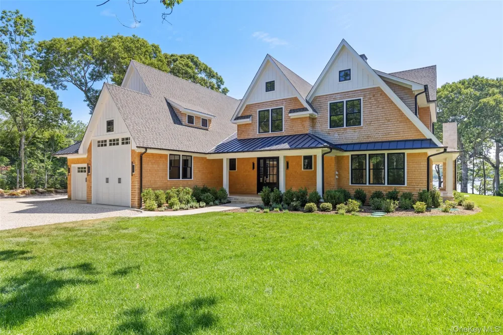 1775 Point Pleasant Road Mattituck, NY 11952
